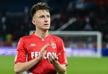 Александр Головин продолжит карьеру в «Монако» до 2026 года