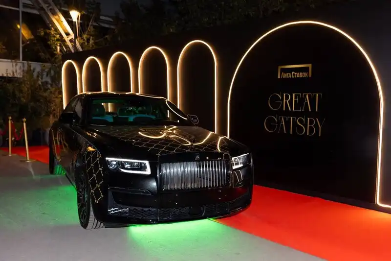 Впервые в истории букмекерской индустрии Лига Ставок разыграла роскошный Rolls-Royce Ghost в финале ЛотеRRеи