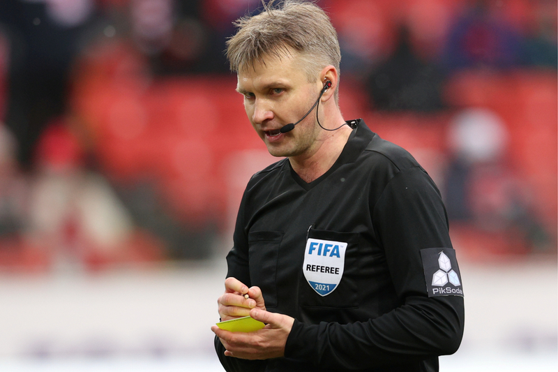 Бывший судья ФИФА удивил разбором работы коллеги в игре Зенит — ЦСКА