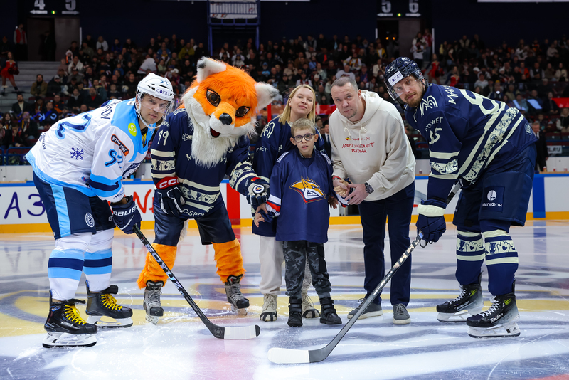 ДоброFON направил 727 тысяч рублей в благотворительный фонд Подарок ангелу