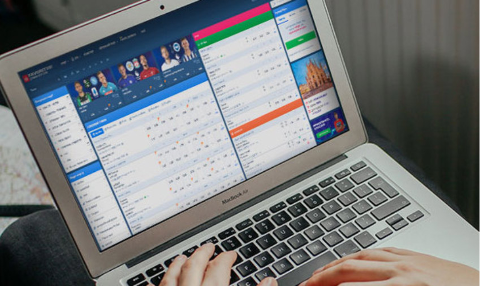 Почему букмекерская контора может не выводить деньги?